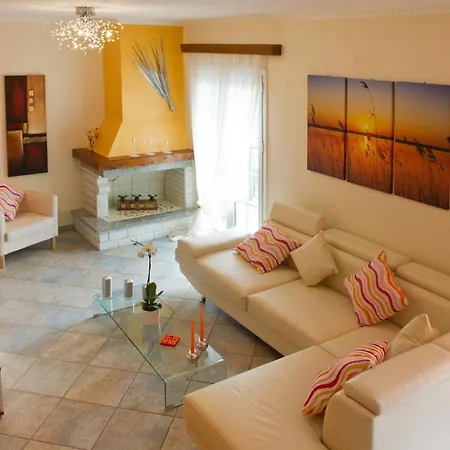 Lefkas & Apartment